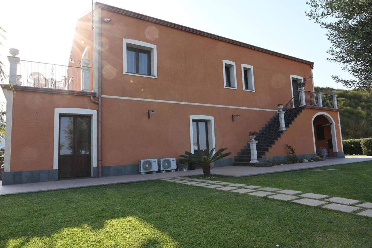 Villa Arcobaleno Dell'Etna à Calatabiano Extérieur photo
