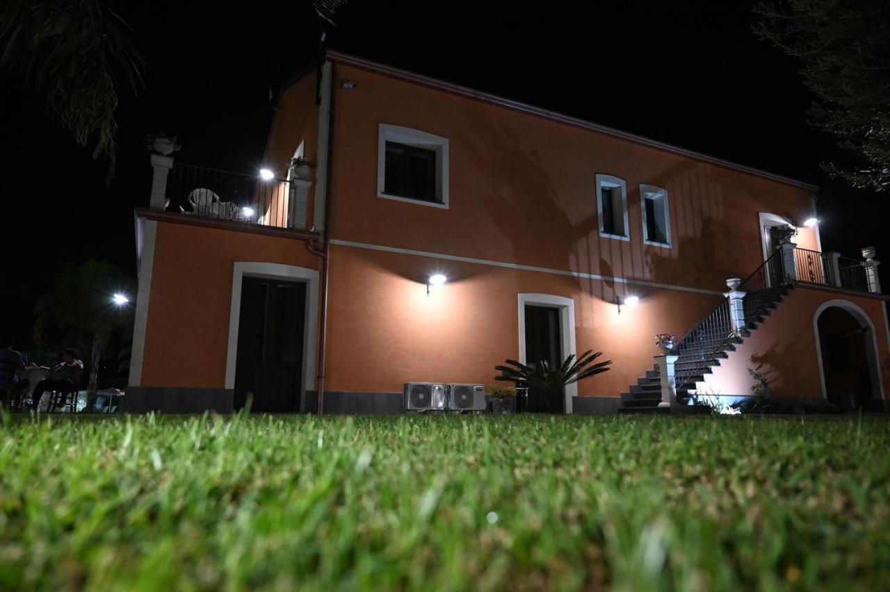 Villa Arcobaleno Dell'Etna à Calatabiano Extérieur photo
